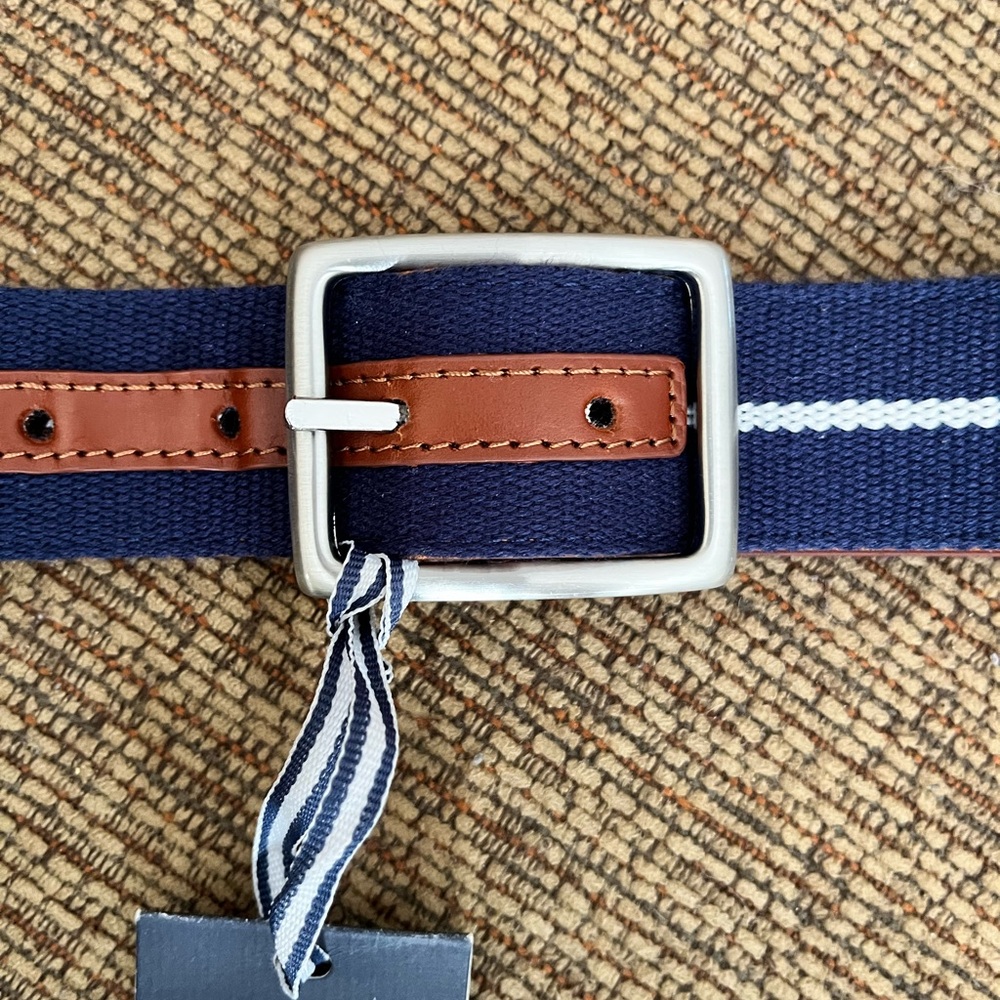 Vineyard Vines Navy Blue & White Stripe Reversible Leather-Webbing Belt - Picture 4 of 6